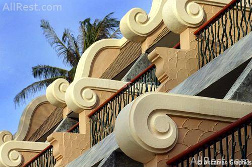Karon Beach Resort & Spa 3